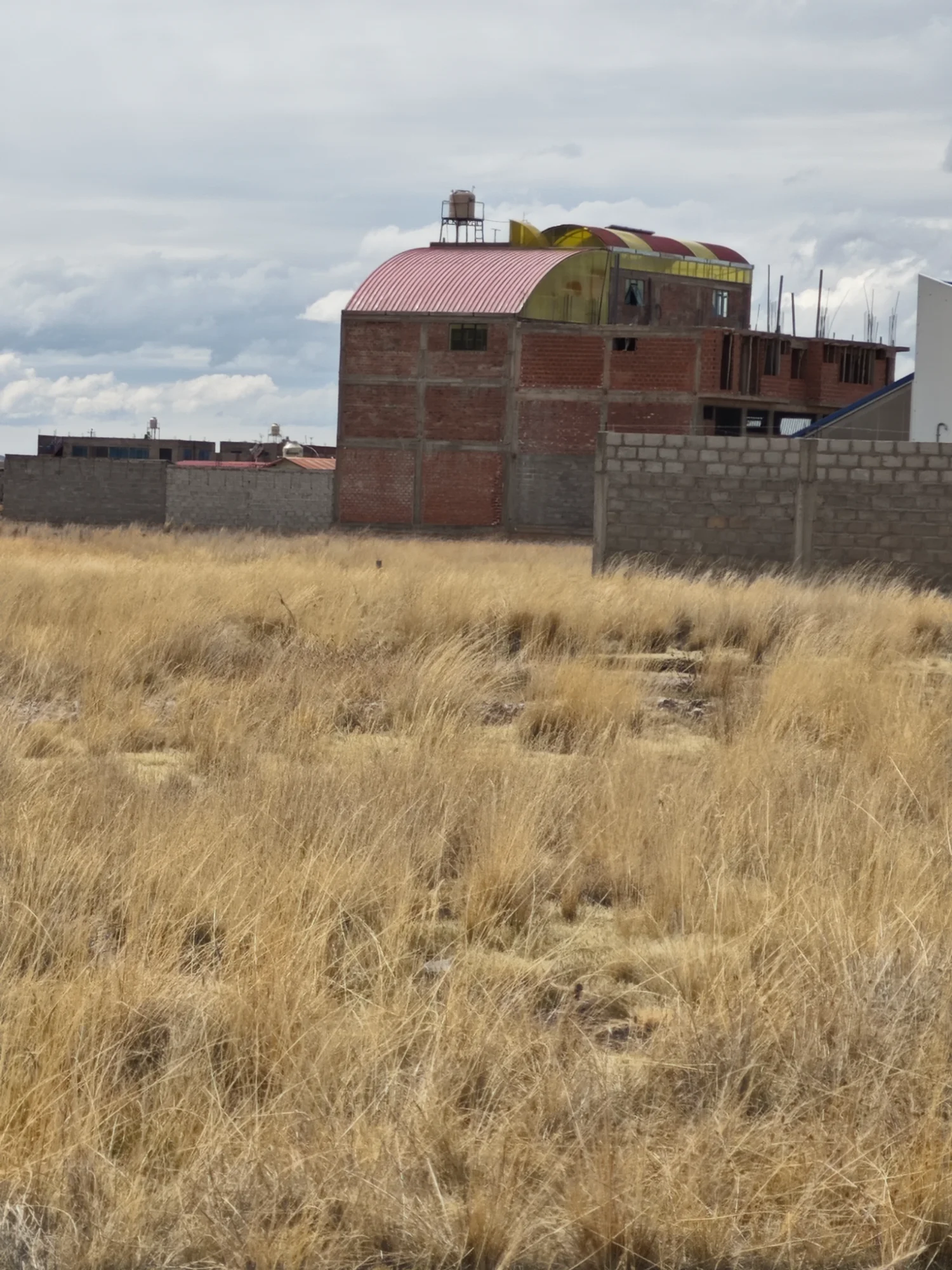 Terreno de 200 m² a 4 cuadras de la Autopista — Foto 3