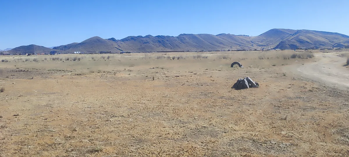 Imagen de 2 Lotes de 200m2 en la final de la línea 16 - Juliaca 
