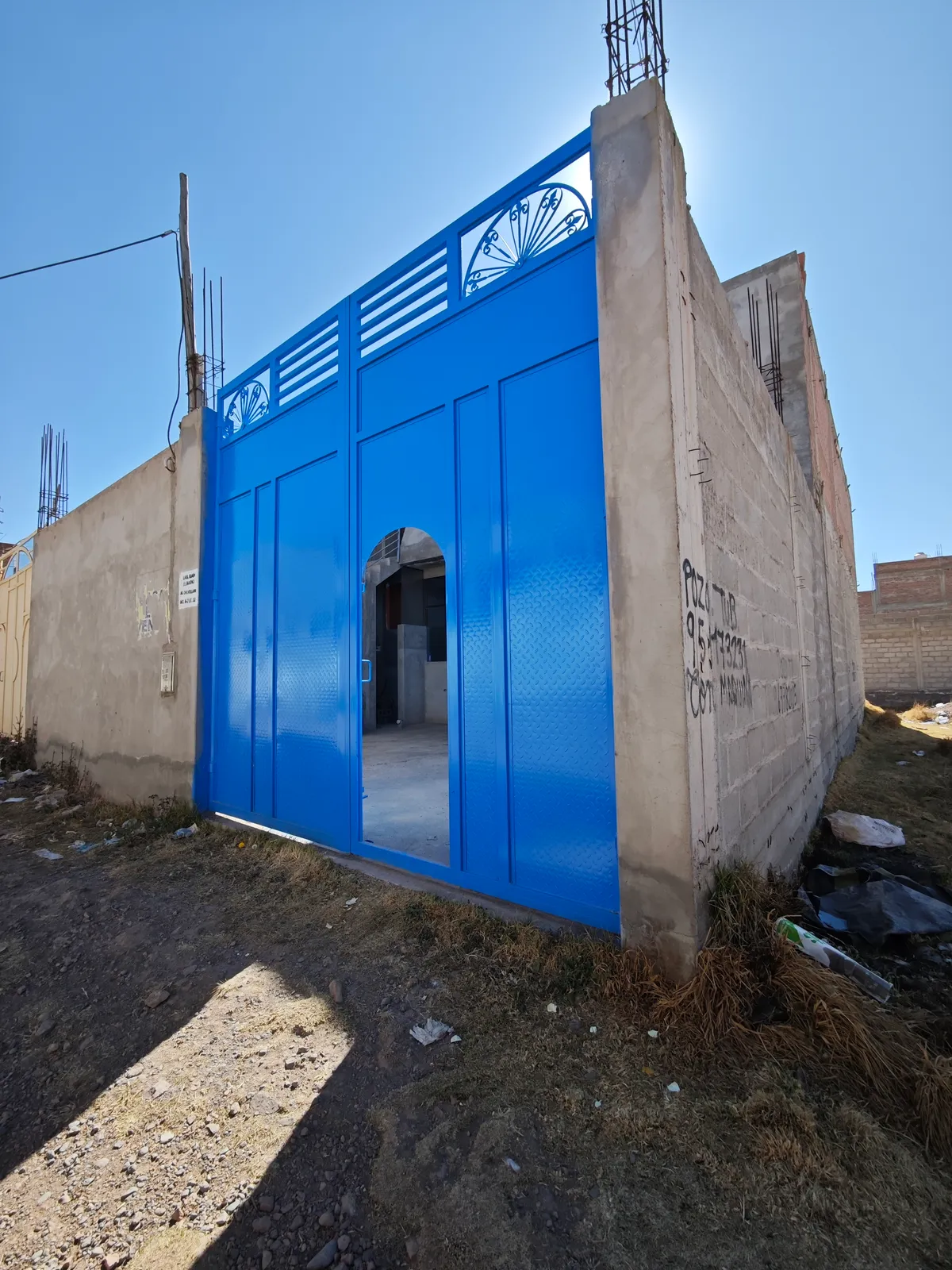 Imagen de JULIACA, CASA DE 2 PISOS "BAJÓ DE PRECIO"