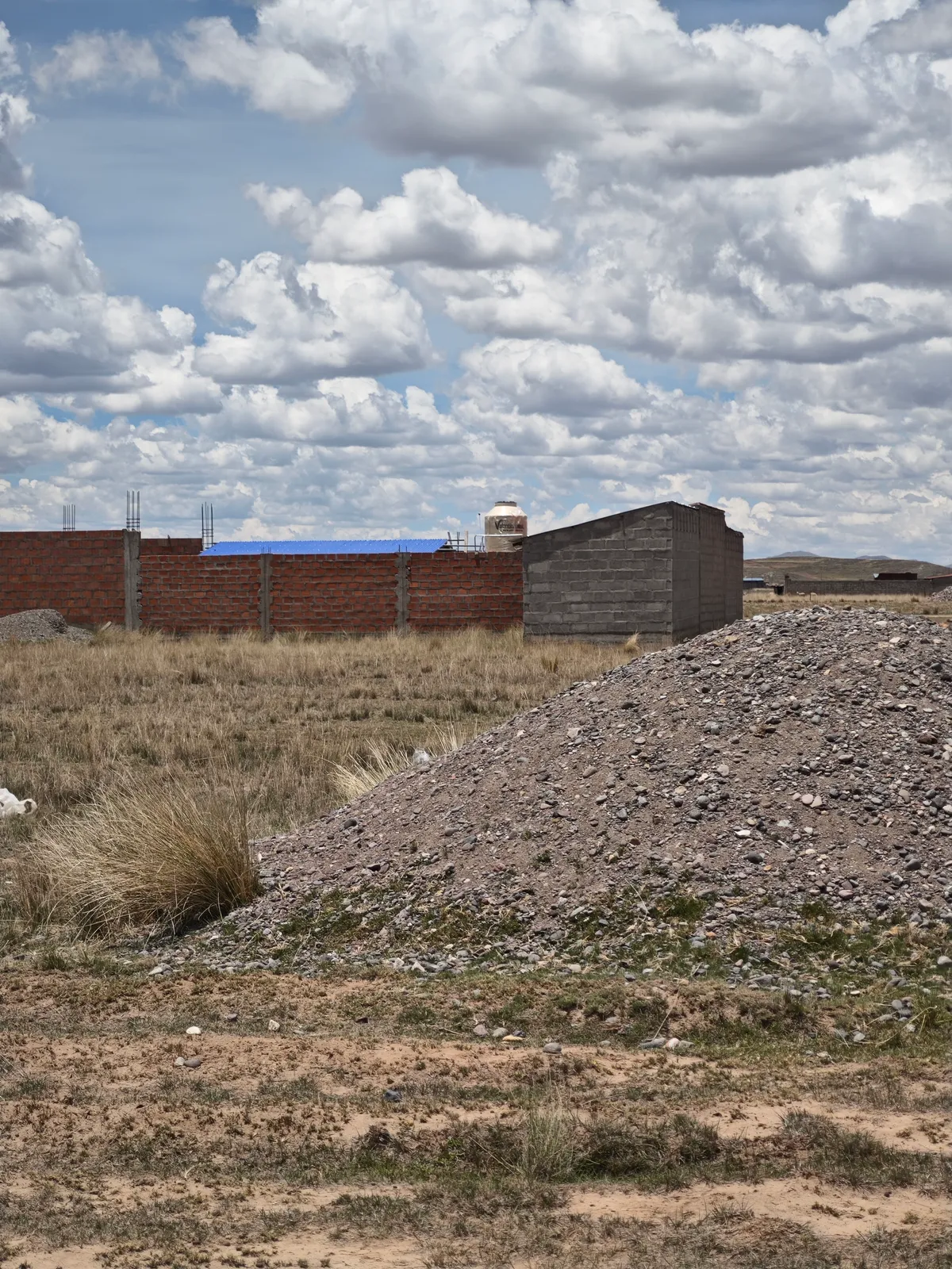 Imagen de Terreno cerca por la final de la línea "30" salida a Cusco 