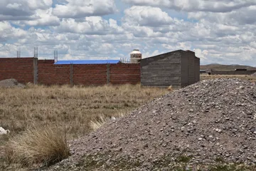 Foto de Terreno cerca por la final de la línea "30" salida a Cusco  en Autopista JULIACA - CUSCO , MUCRA II 